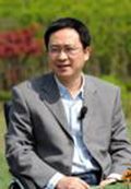 呂錦標(biāo)，保利協(xié)鑫能源控股有限公司執(zhí)行總裁特別助理、江蘇中能硅業(yè)科技發(fā)展有限公司副總經(jīng)理